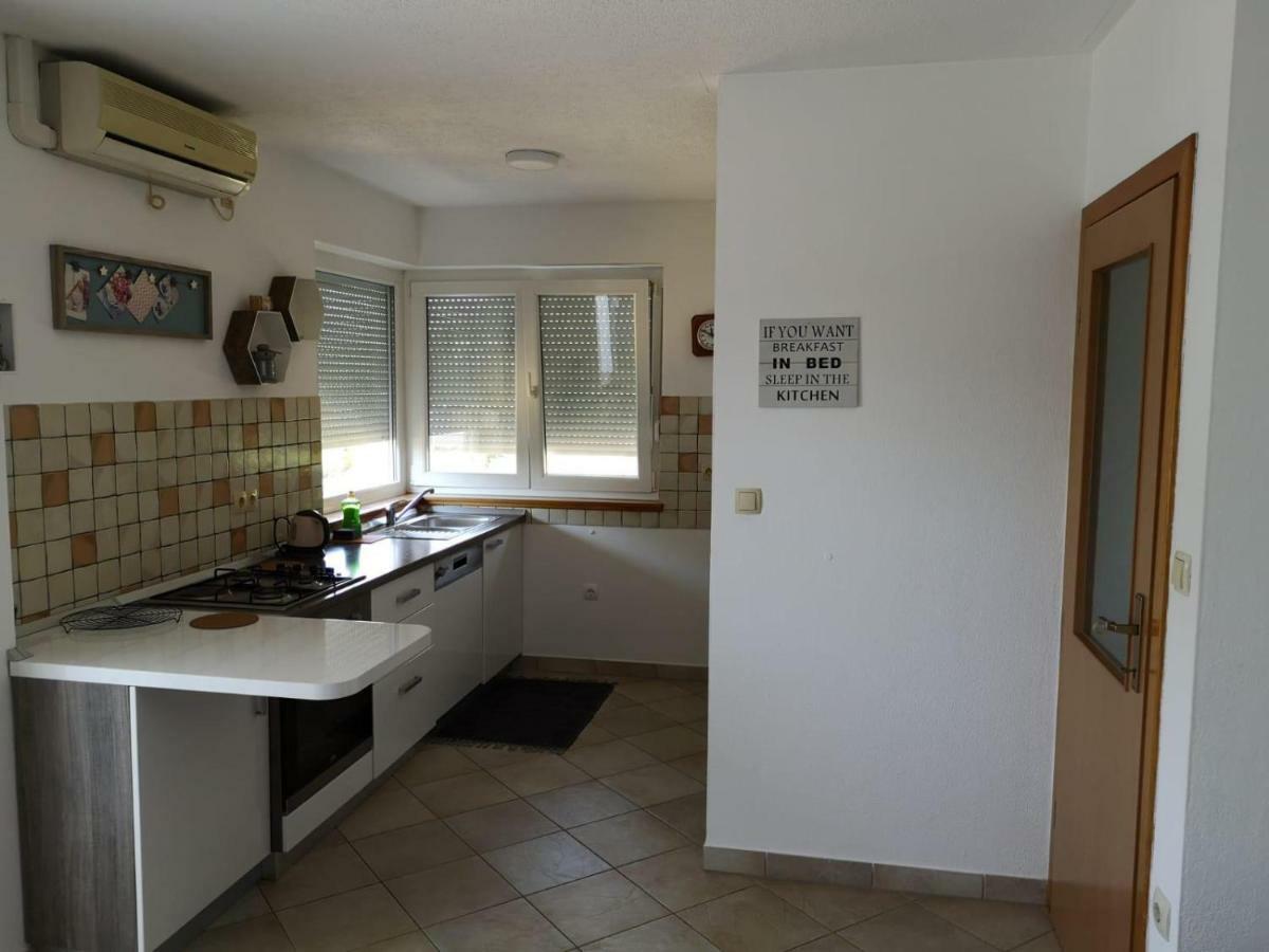 Oasis Of Peace Apartment Omiš Eksteriør bilde